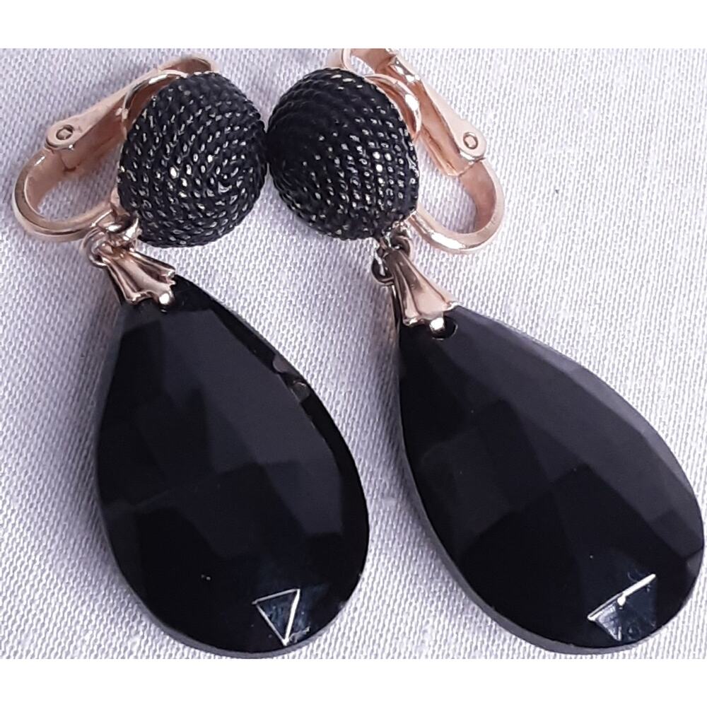 💎Crown Trifari Dangle Drop Earrings  Faceted Black Teardrop Stones With Clip Ons